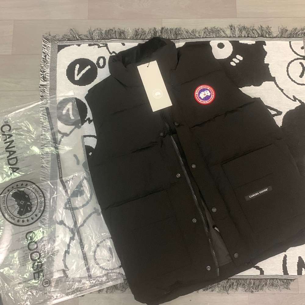 🎆 Outdoor Canada Goose FreeStyle Jacket Vest size medium